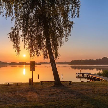 Gluecksraum - Modernes Apartment Mit Panoramablick, Kamin & Wohlfuehlambiente Krakow am See Eksteriør bilde